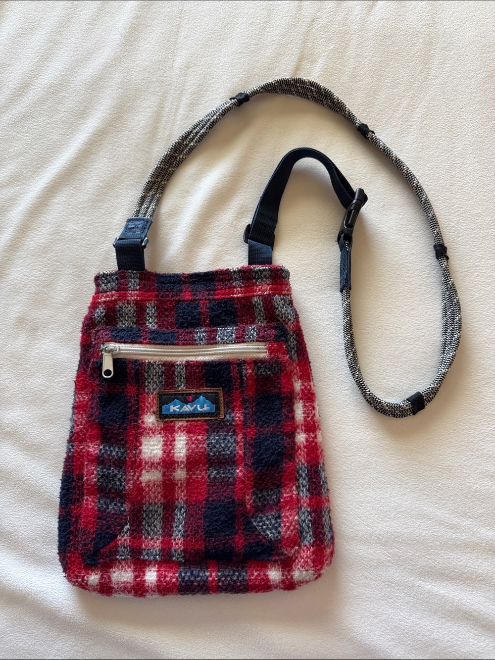 Kavu crossbody bag